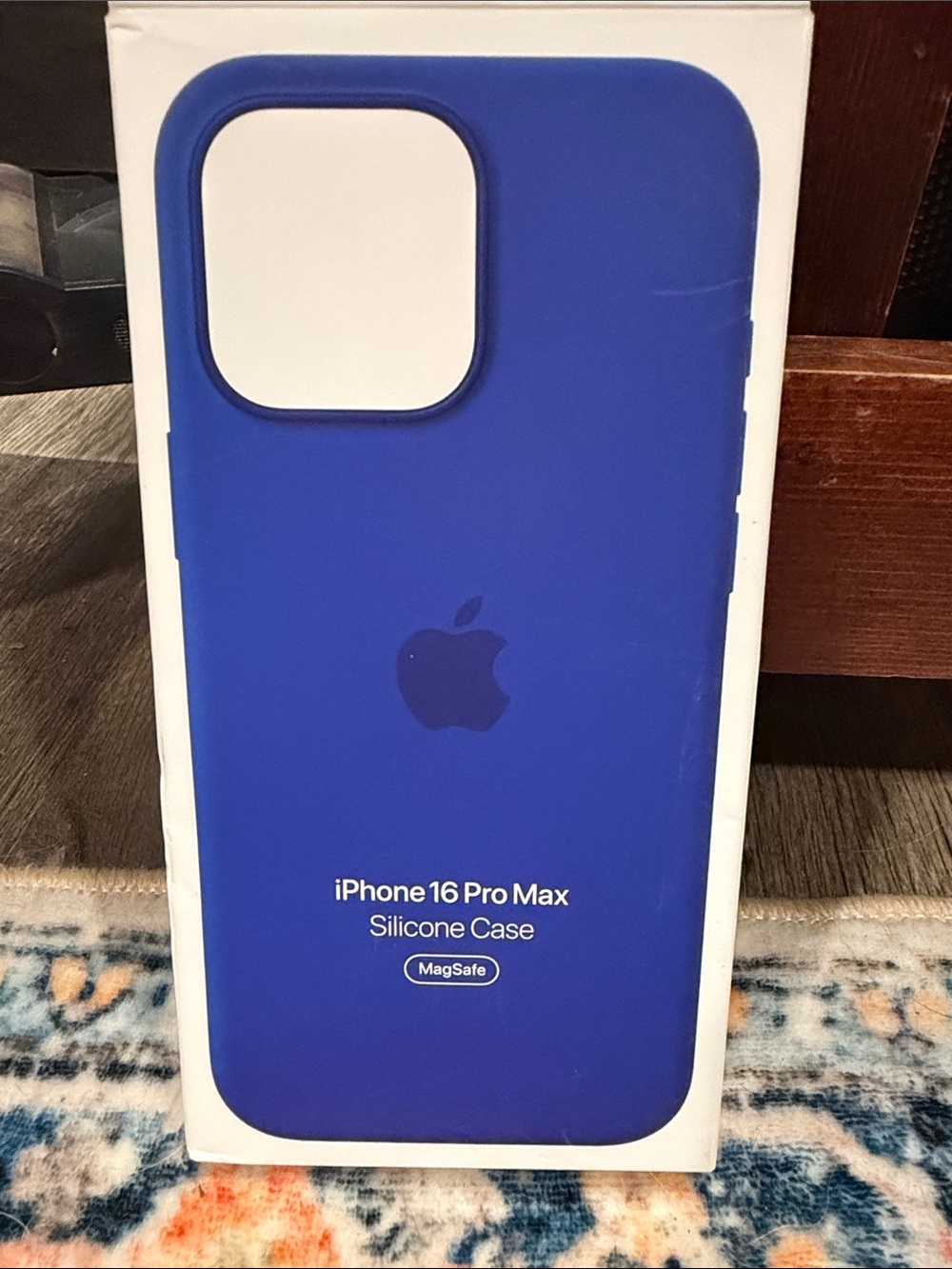 Apple iPhone 16 Pro Max Silicone Case - Ultramarine